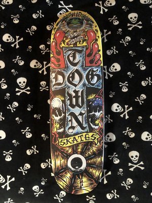 DOGTOWN~ RED DOG RxCx EGG SHAPED SKATEBOARD DECK — DEATHGEAR